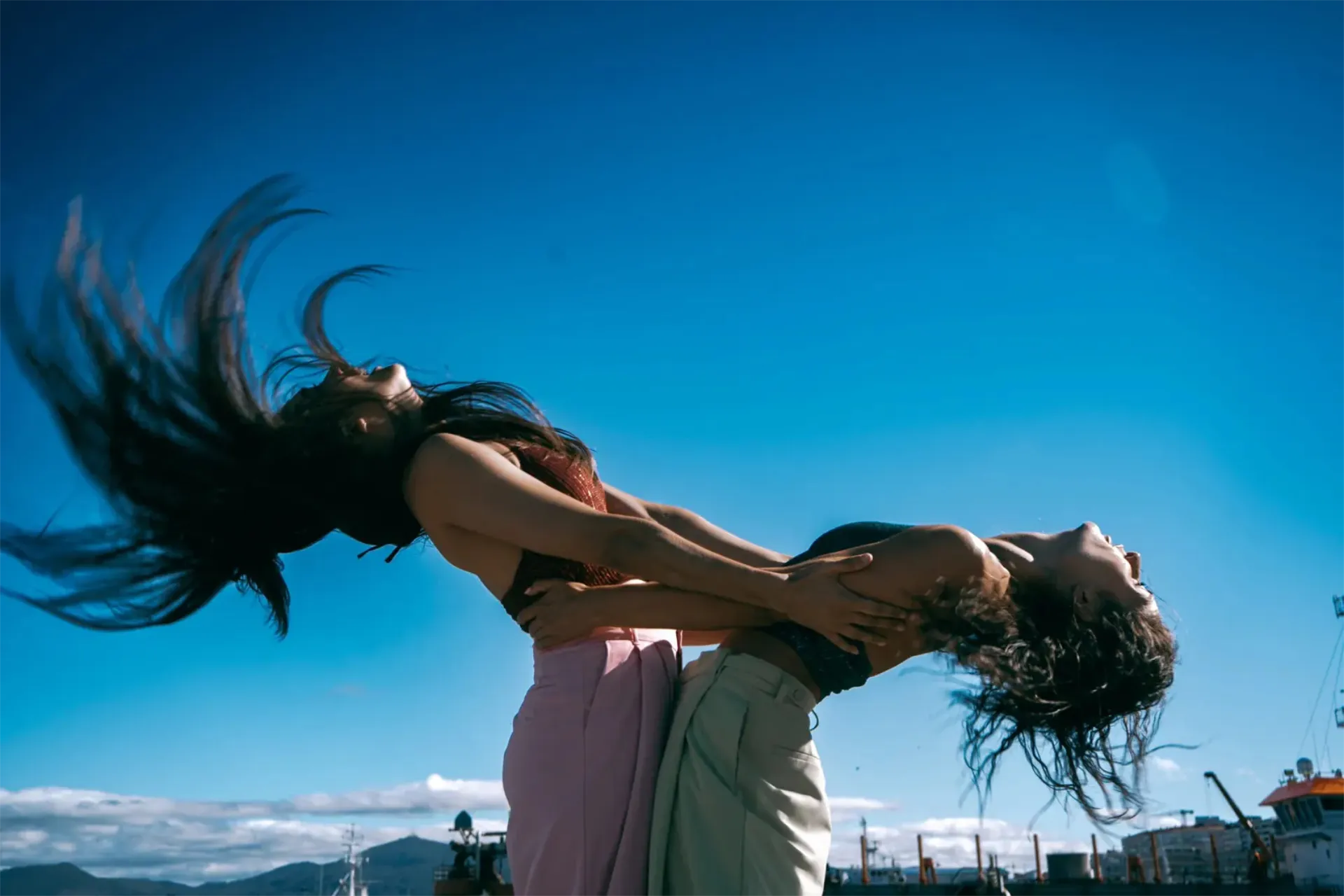 Diz-me, meu amor + Echar raíces – Raquel Ferradás, María de Vicente & Guadalupe Torres